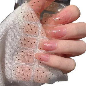 Autocollants à ongles pailletés avec étoiles et dégradé rose-orangé pour femmes