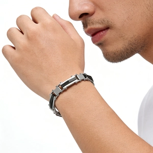 Bracelet multicouche pour hommes en acier inoxydable avec maillons en fibre de carbone