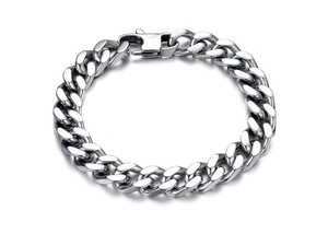 Detailed view of heavy silver stainless steel curb chain with industrial spring clasp