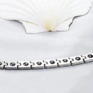 Silver titanium steel health bracelet with H-link design and magnetic stones