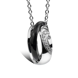 Titanium steel interlocking rings necklace with black ceramic and sparkling crystals