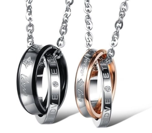 Titanium Steel Interlocking Ring Pendant Necklace For Couples Engraved Eternal Love Rhinestone Inlaid Fashion Jewelry Gift