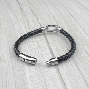 Bracelet tressé en cuir noir fait main avec fermoir en métal argenté poli