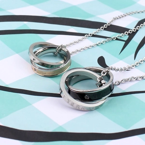Interlocking triple ring titanium steel couple necklace with rhinestones and engraving