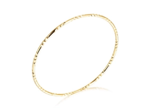 Detail view of 18K gold plated bangle with sparkling diamond-cut texture and elegant finish