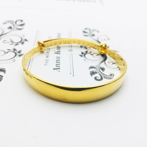 Classic 18K gold plated minimalist smooth bangle with inner patterns and adjustable clasp