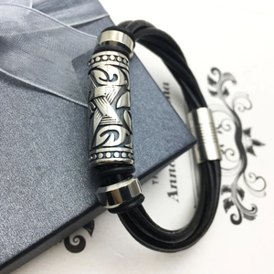 Men's multilayer braided black leather bracelet with vintage silver hexagram metal charm