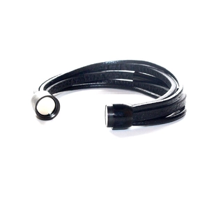 Minimalist black multi-layer braided leather bracelet for men with magnetic metal clasp