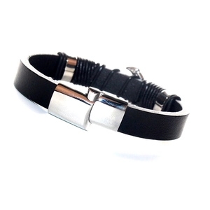 Cooles Punk Titanstahl-Lederarmband für Herren mit magnetischem Ankerverschluss