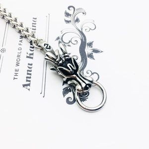 Silver retro titanium steel dragon head pendant necklace with wheat chain for men