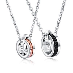 Couple Interlocking Rings Pendant Necklace Stainless Steel Engraved Love Eternal Rhinestone Couple Jewelry Anniversary Gift
