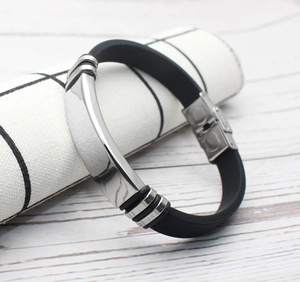 Bracelet minimaliste pour homme en silicone et acier inoxydable avec plaque argentée