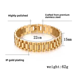 Detail of 15mm men's stainless steel bracelet with 18k gold plating and polished links