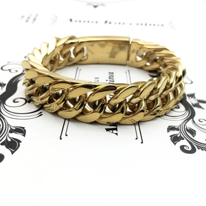 Men's 18K gold plated thick Cuban link bracelet with a polished flat clasp closure