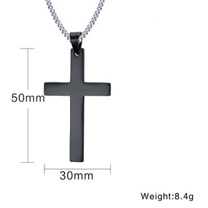 Pendentif croix noire 50mm en acier titane avec chaîne argent et dimensions