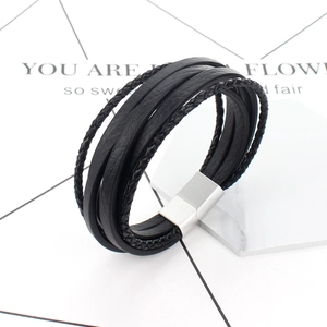 Bracelet multicouche en cuir tressé pour homme avec fermoir magnétique en argent