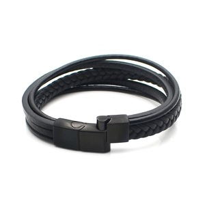 Bracelet multicouche en cuir noir tressé avec fermoir magnétique en métal mat