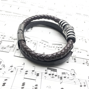 Bracelet double rang en cuir marron pour homme avec anneaux vintage et fermoir magnétique