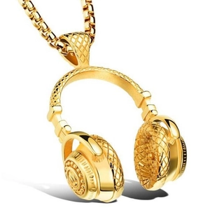 Collier pendentif casque doré pour homme avec texture grillagée et chaîne boîte polie