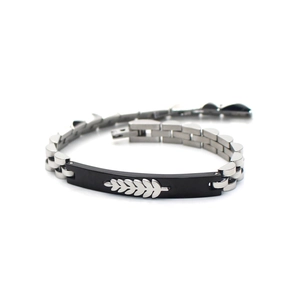 Classic silver stainless steel curb chain bracelet with black plate and leaf design
