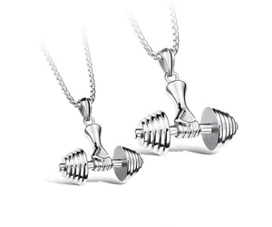 Collana con ciondolo a manubrio lucido e catena box per appassionati di fitness