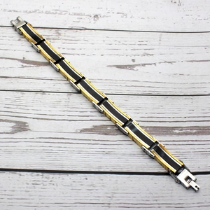 Bracelet homme en acier titane avec motif de la Grande Muraille doré et noir poli