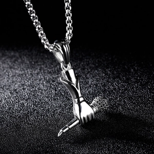 Collar hip hop con colgante de micrófono plateado y cadena box para amantes de música