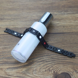 Pulsera magnética de acero inoxidable negro para hombre con piedras de terapia rojas y blancas