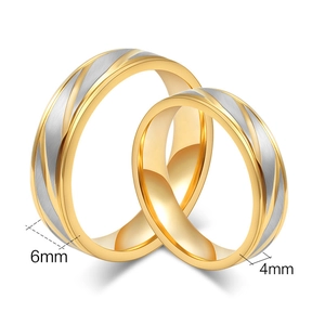 Detailed view of 4mm and 6mm titanium steel rings with brushed silver and gold finish