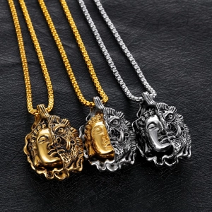 Collier pendentif démon bouddhiste pour homme en or et argent sur fond de cuir