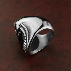 Gothic skull bottle opener ring in stainless steel with alien punk design for men