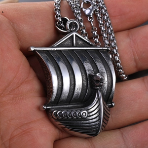 Vintage roestvrijstalen Viking schip hanger ketting met drakenkopsnijwerk voor mannen