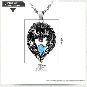 Vue détaillée du pendentif tête de loup avec turquoise bleue et mesures de taille