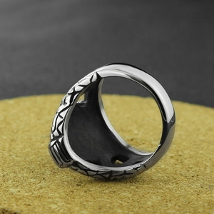 Vintage silver snake scale cobra ring for men with antique stainless steel finish