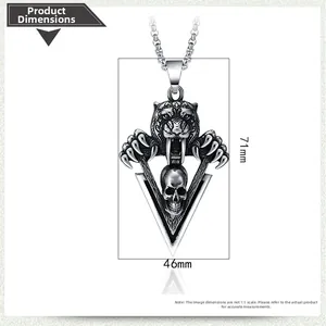 Detailed technical diagram showing 71mm height and 46mm width of the gothic skull pendant