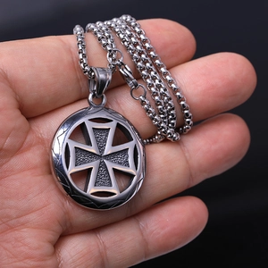 Retro stainless steel iron cross star pendant necklace with silver matte finish