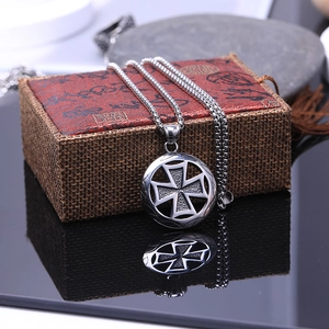 Retro stainless steel warrior necklace featuring a Maltese cross pendant on a square pearl chain