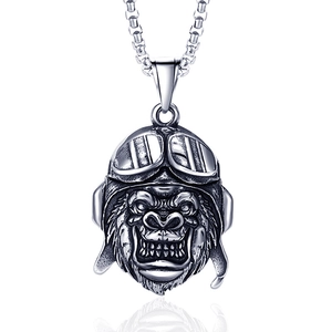 Pendaglio gorilla pilota punk in acciaio inossidabile con finitura argento retrò