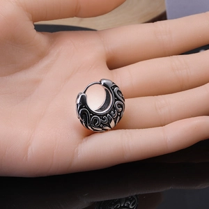 Vintage Titanium Steel Scroll Pattern Hoop Earrings Antique Silver Relief Huggie Earrings Minimalist Jewelry For Women Men
