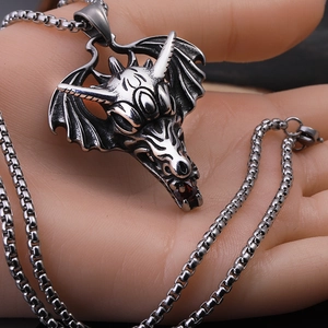 Retro Titanium Steel Bull Head Pendant Necklace For Men Gothic Punk Stainless Steel Angel Jesus Relief Rhinestone Jewelry