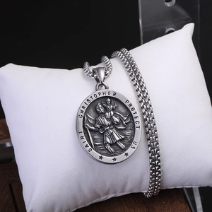 Pendentif Saint Christophe protecteur en acier inoxydable vintage avec sa chaîne box