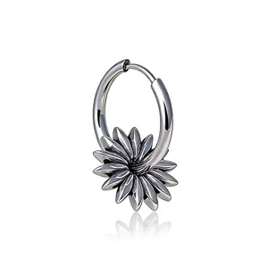 Boucles d'Oreilles Créoles Pendentif Marguerite Tournesol en Acier Inoxydable 304 pour Femmes Boucle d'Oreille Seule