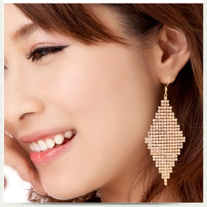 Boucles d'oreilles pendantes losange dorées avec strass brillants pour femmes élégantes