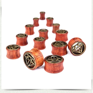 Macro di dilatatori in legno retrò con intarsio metallico geometrico in bronzo a diamante