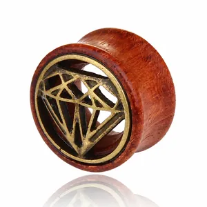 Plug retrò per orecchio in legno con motivo a diamante in bronzo e venature naturali