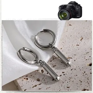 Boucles d'oreilles punk en acier inoxydable avec pendentif haltère argenté pour homme
