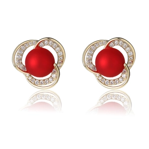 Boucles d'Oreilles Clous en Perle Artificielle Rouge Élégantes Vintage pour Femmes en Alliage Plaqué Or Incrusté de Strass Design Géométrique