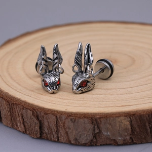 Boucles d'Oreilles Clous Tête de Lapin en Acier Inoxydable Vintage Avec Yeux en Strass Rouges Bijoux Punk Gothique