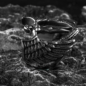 Vintage gothic stainless steel skull ring with detailed angel wings for men's fashion