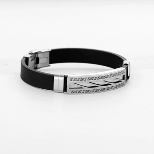Bracelet pour hommes en acier inoxydable et silicone noir avec motif grec ajouré